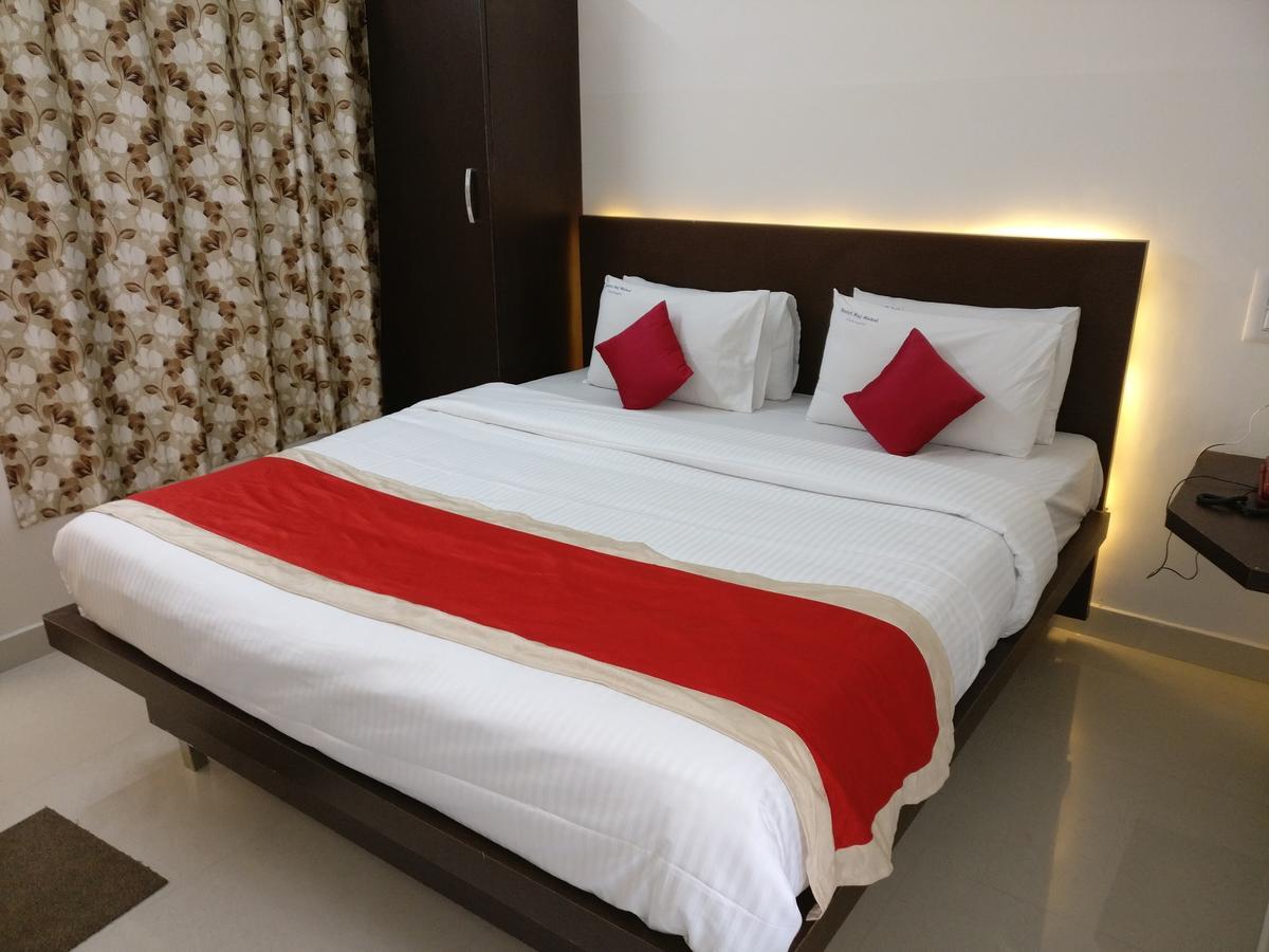Chikmagalūr Hotel Raj Mahal מראה חיצוני תמונה