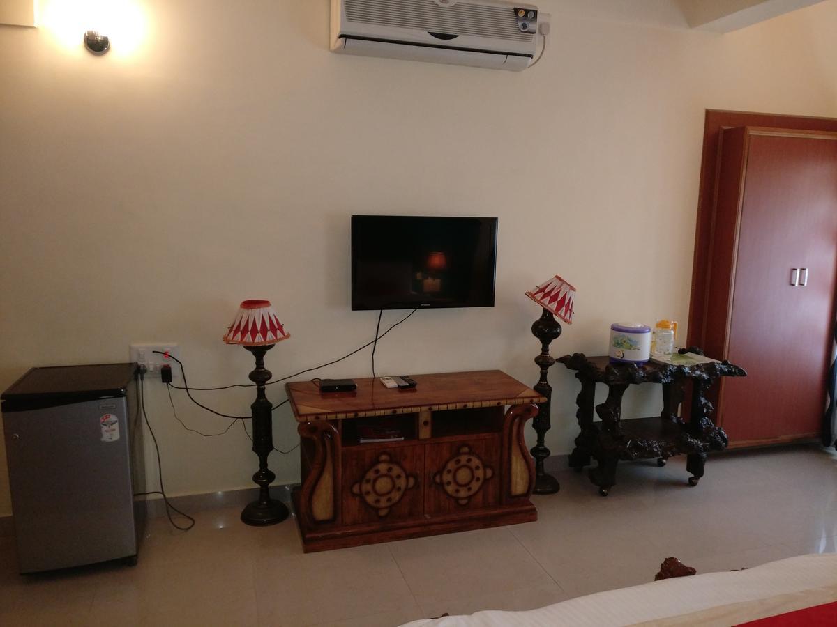 Chikmagalūr Hotel Raj Mahal מראה חיצוני תמונה